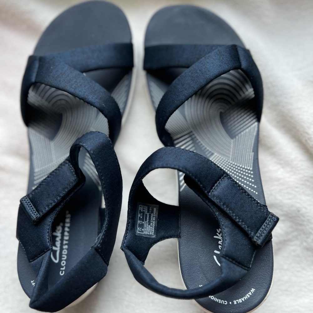 Clarks Women's Blue Cloud Stopper Sandals 10W NWT
